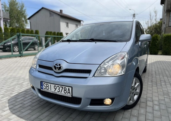 Toyota Corolla Verso cena 15333 przebieg: 326158, rok produkcji 2004 z Biała małe 529